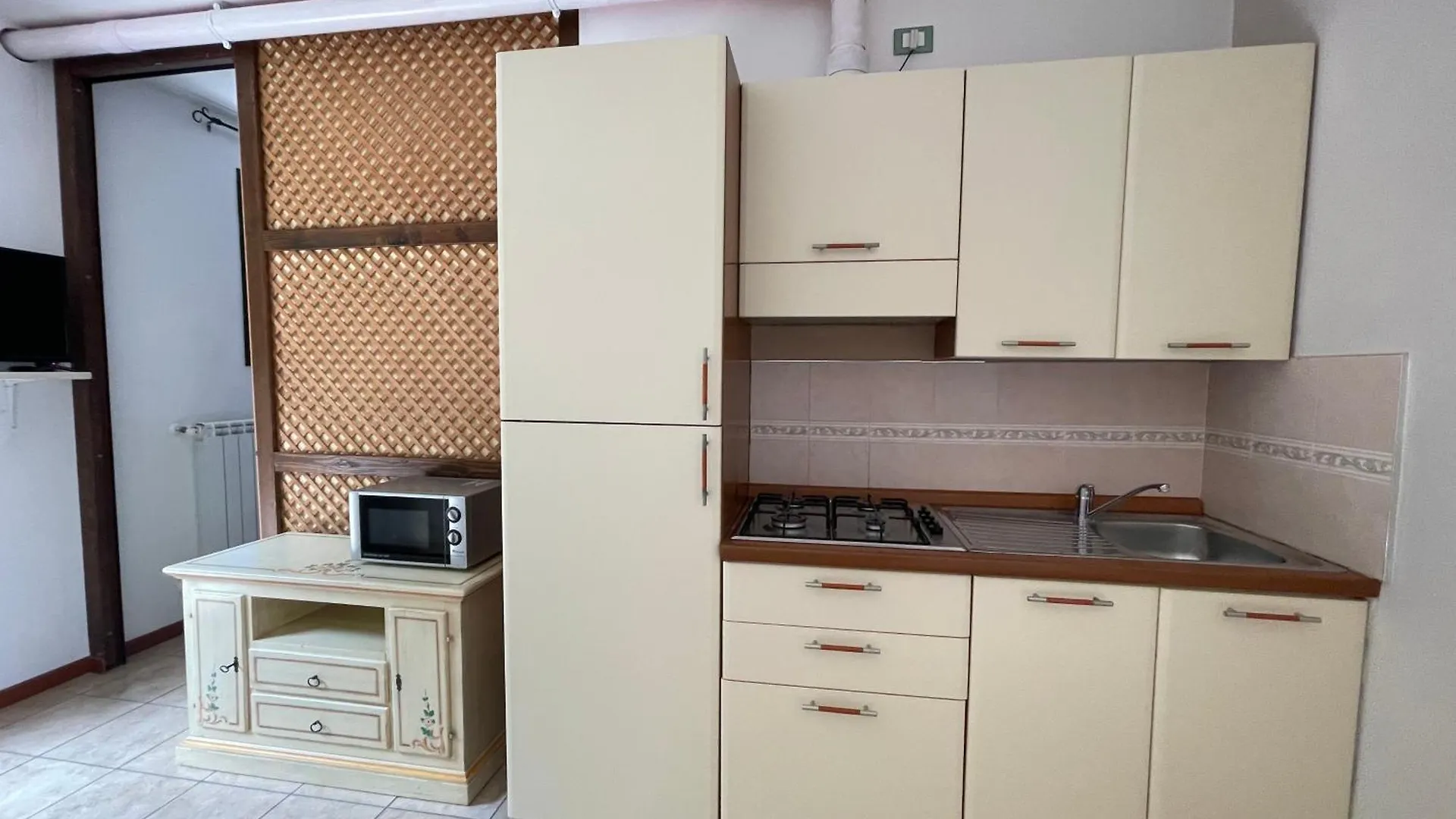 Residence Garda Valtenesi 普埃尼亚戈